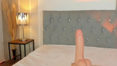 Snapshot of valeriavibes chatting on 02-11-25, 08:31 Valeria online show from 02-11-25, 08:31