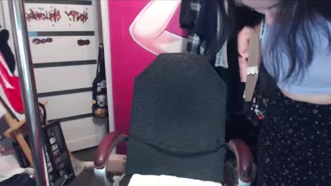 ValeriaXKiss online show from 01-28-25, 03:57