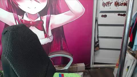 ValeriaXKiss online show from 05-28-26, 06:00
