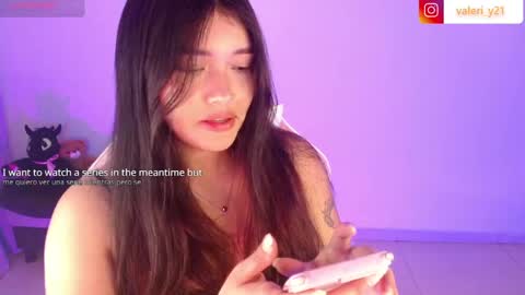 Snapshot of valeribell1 chatting on 04-28-26, 04:06 Valeri online show from 04-28-26, 04:06