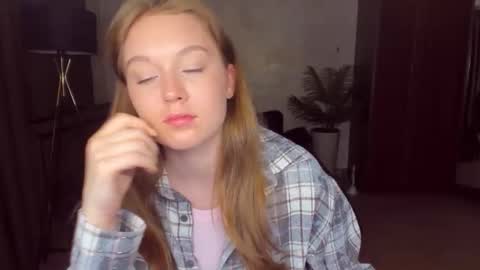 ValeriCherry online show from 05-26-26, 02:46