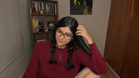 Snapshot of valerie__sky chatting on 01-15-26, 03:44 Val online show from 01-15-26, 03:44