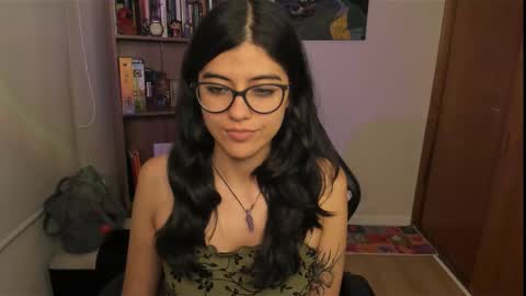 Snapshot of valerie__sky chatting on 02-03-26, 02:53 Val online show from 02-03-26, 02:53