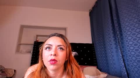Snapshot of valerie_luxe_ chatting on 02-28-25, 04:32 valerie luxe online show from 02-28-25, 04:32