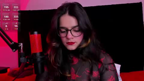 Snapshot of valeriekay__ chatting on 07-08-26, 12:53 Valery online show from 07-08-26, 12:53