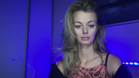 Valerie  online show from 01-02-25, 06:23