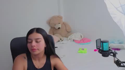 Juli C online show from 03-20-26, 01:32