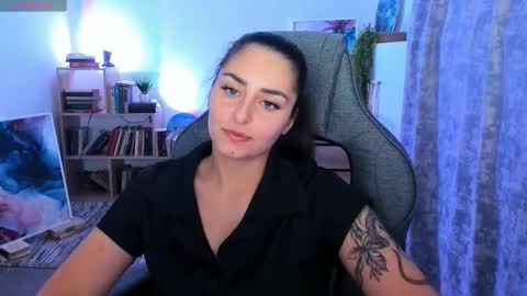 Snapshot of valeriiemills chatting on 09-29-25, 03:39 Valerie online show from 09-29-25, 03:39