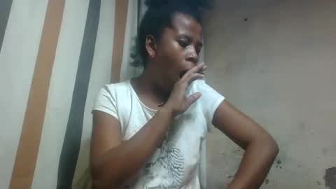 Snapshot of valerinezah chatting on 03-09-26, 07:12 valerinezah online show from 03-09-26, 07:12