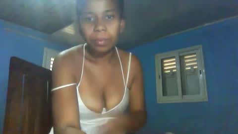 Snapshot of valerinezah chatting on 06-10-26, 12:04 valerinezah online show from 06-10-26, 12:04