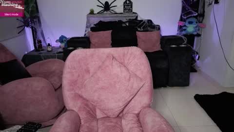 Valery adams1 online show from 10-08-25, 05:16