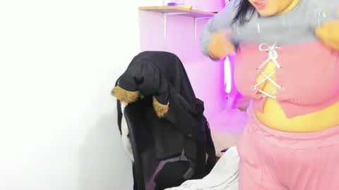 valery_bonnet1 online show from 11-10-25, 11:31