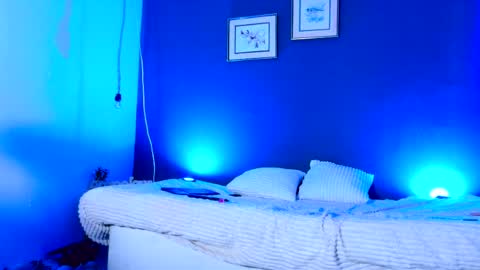 valery_foxx01 online show from 05-25-26, 01:06