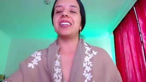 Valeria online show from 04-21-26, 12:00