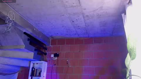 valery_moon24 online show from 07-14-26, 06:35