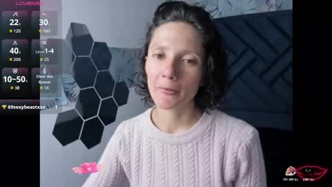 VALERY MORE online show from 01-18-26, 11:36