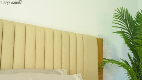 Valery swan1 online show from 03-15-26, 07:03