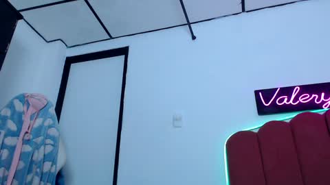 Snapshot of valerybaker1 chatting on 12-06-24, 11:03 B V Naughty online show from 12-06-24, 11:03