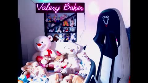 Snapshot of valerybaker1 chatting on 10-24-25, 01:29 B V Naughty online show from 10-24-25, 01:29