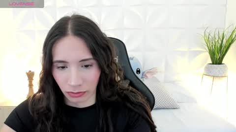 Snapshot of valeryn_rosse chatting on 11-05-25, 04:12 valeryn rosse online show from 11-05-25, 04:12