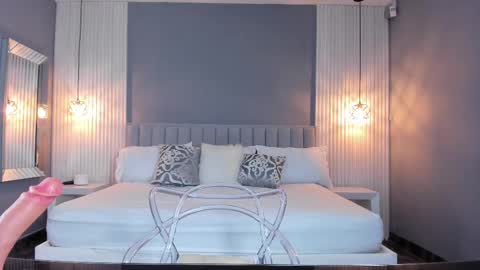 Carla online show from 03-05-25, 05:18