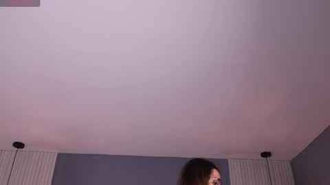 Carla online show from 04-06-26, 11:00