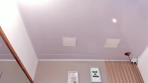 Snapshot of valerysanchezx chatting on 02-13-26, 11:17 Lorena online show from 02-13-26, 11:17