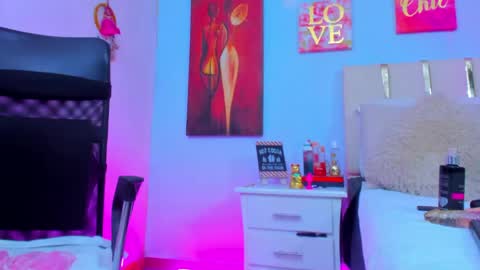 Valery online show from 04-21-26, 01:42