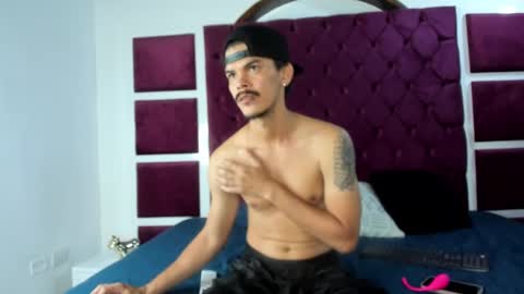 Valery Stonne  online show from 09-16-25, 07:04