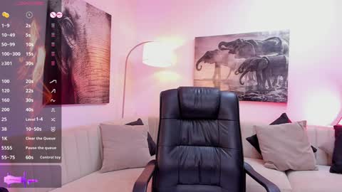 Snapshot of valerywalker7 chatting on 02-04-25, 07:33 Valery Walker online show from 02-04-25, 07:33