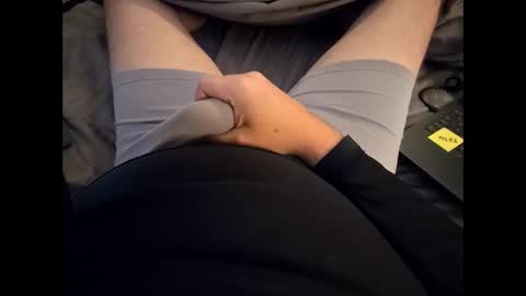 Snapshot of valhal2020 chatting on 11-21-25, 07:56 Valhal online show from 11-21-25, 07:56