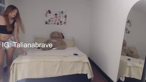 Snapshot of valientegirl_ chatting on 11-24-25, 03:50 VALIENTE online show from 11-24-25, 03:50