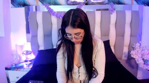 Snapshot of valk_diaz chatting on 06-07-26, 12:20 Valk online show from 06-07-26, 12:20