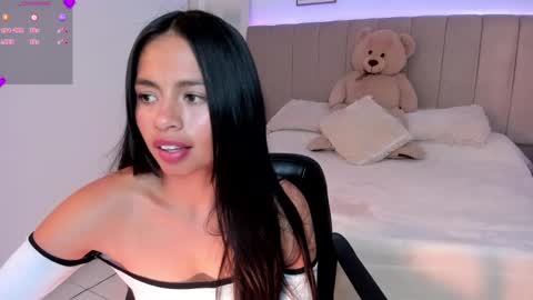 Snapshot of valka_wolfe chatting on 12-03-24, 12:02 Valka online show from 12-03-24, 12:02