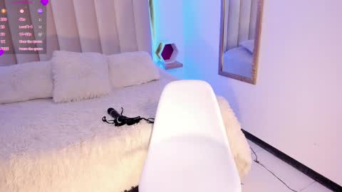 Snapshot of valka_wolfe chatting on 01-26-25, 05:02 Valka online show from 01-26-25, 05:02