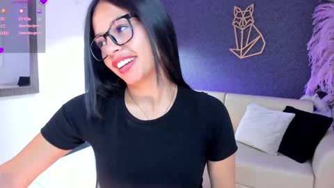 Snapshot of valka_wolfe chatting on 02-19-25, 04:55 Valka online show from 02-19-25, 04:55