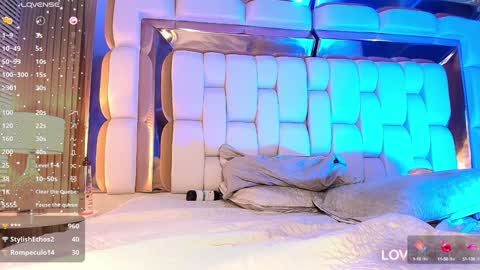 Snapshot of valkiria_moore chatting on 01-08-25, 10:58 Valkiria moore online show from 01-08-25, 10:58