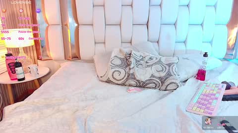 Snapshot of valkiria_moore chatting on 01-23-25, 12:35 Valkiria moore online show from 01-23-25, 12:35