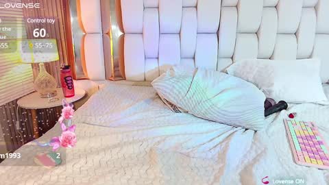 Snapshot of valkiria_moore chatting on 02-05-25, 01:04 Valkiria moore online show from 02-05-25, 01:04