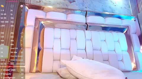 Snapshot of valkiria_moore chatting on 02-28-25, 10:50 Valkiria moore online show from 02-28-25, 10:50