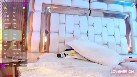 Snapshot of valkiria_moore chatting on 03-07-25, 01:09 Valkiria moore online show from 03-07-25, 01:09