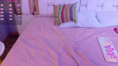 Snapshot of valkiria_moore chatting on 09-23-25, 08:34 Valkiria moore online show from 09-23-25, 08:34