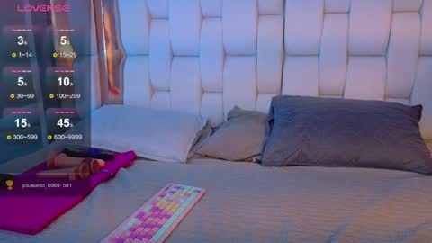 Snapshot of valkiria_moore chatting on 10-05-25, 07:34 Valkiria moore online show from 10-05-25, 07:34