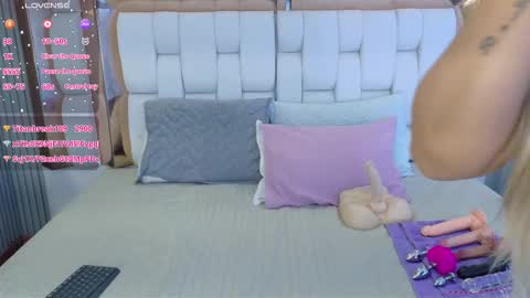 Valkiria moore  online show from 02-26-26, 08:08