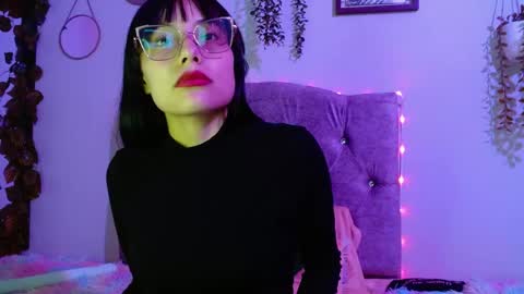 valkiry_ online show from 04-20-26, 10:33