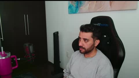 Roberto Carlos online show from 12-17-25, 08:26