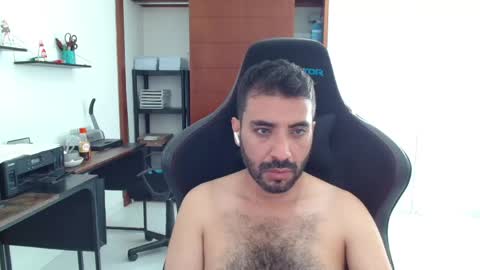 Roberto Carlos online show from 04-27-26, 09:46