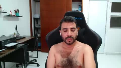 Snapshot of vallartamexi chatting on 05-09-26, 04:50 Roberto Carlos online show from 05-09-26, 04:50