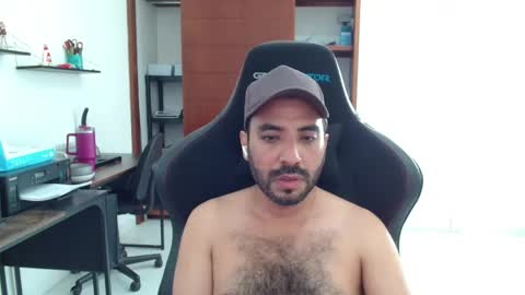 Snapshot of vallartamexi chatting on 05-15-26, 09:22 Roberto Carlos online show from 05-15-26, 09:22