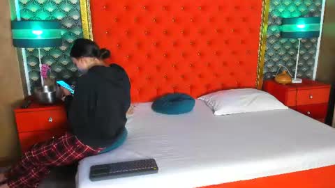 Valerie Val V online show from 07-18-26, 05:17